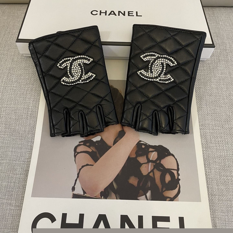 Ch*el